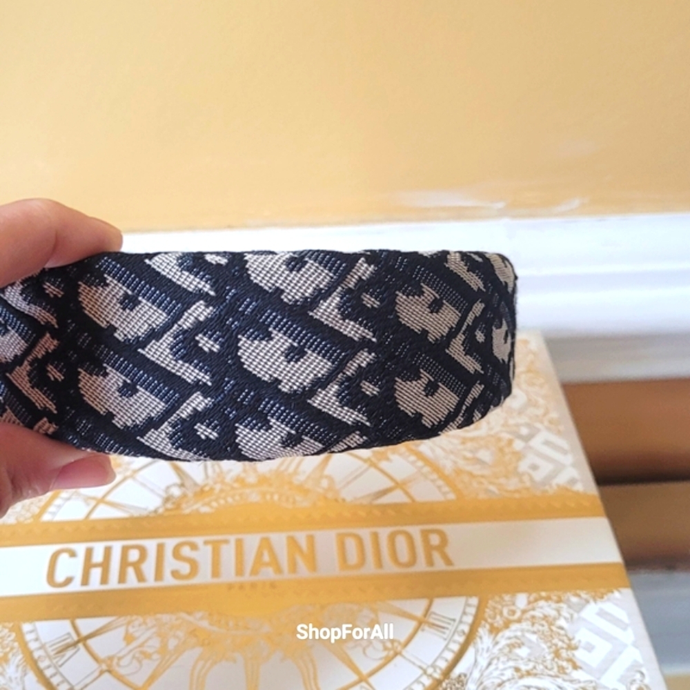 Christian Dior Black and Cream Headband - Picture 9 of 11